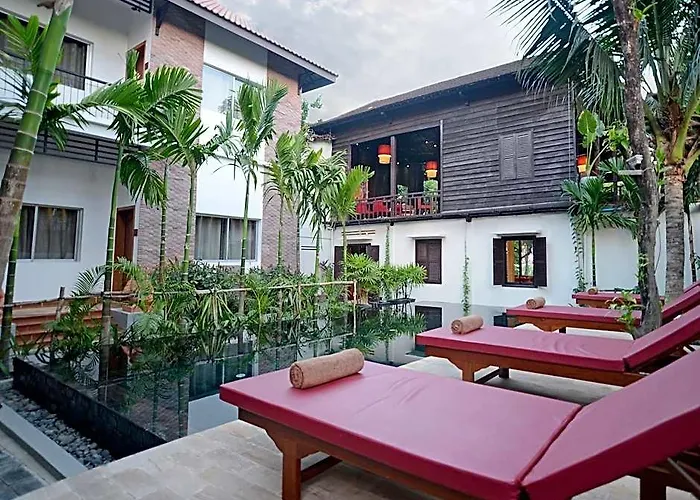 River And Hotel 4*