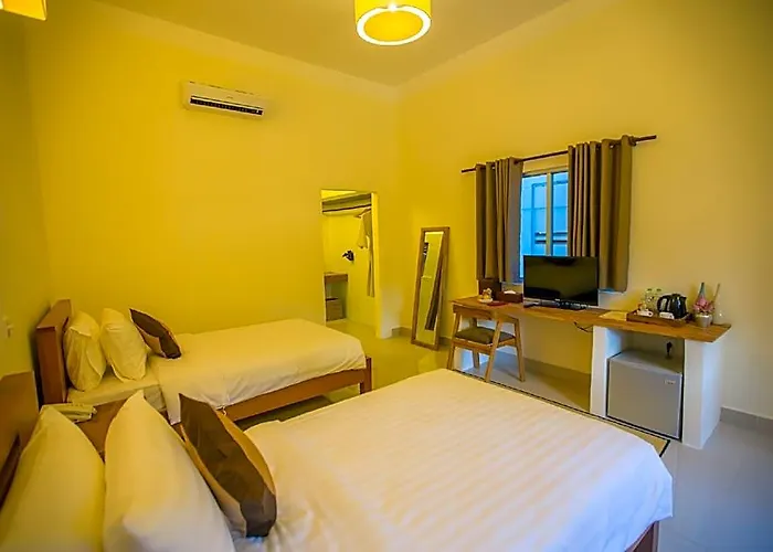 Hotel River And